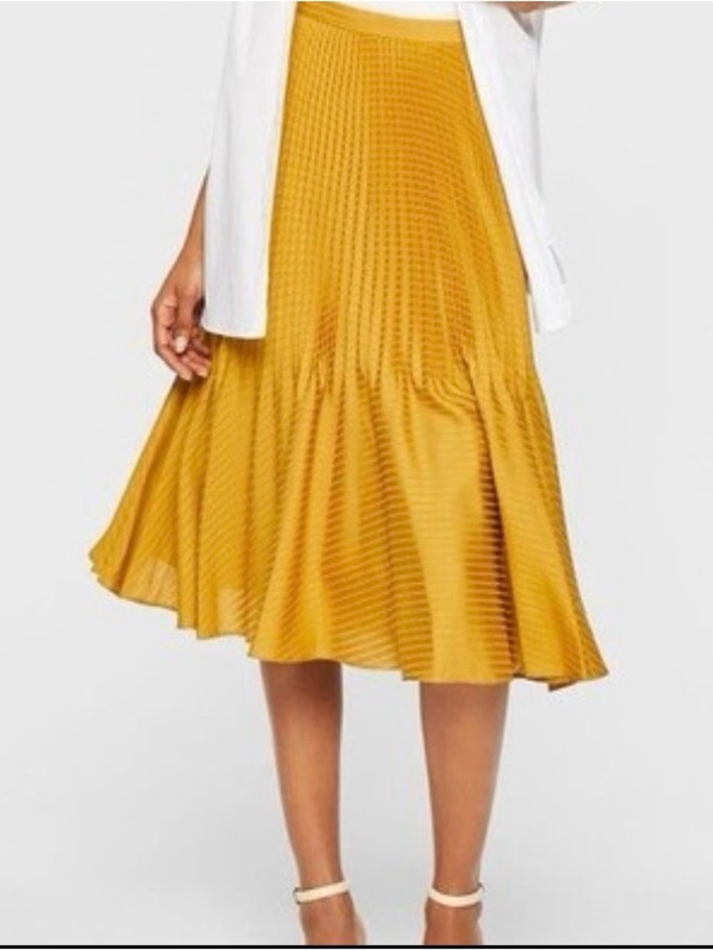 Club Monaco Golden Mustard Pleated Midi Skirt - size 8